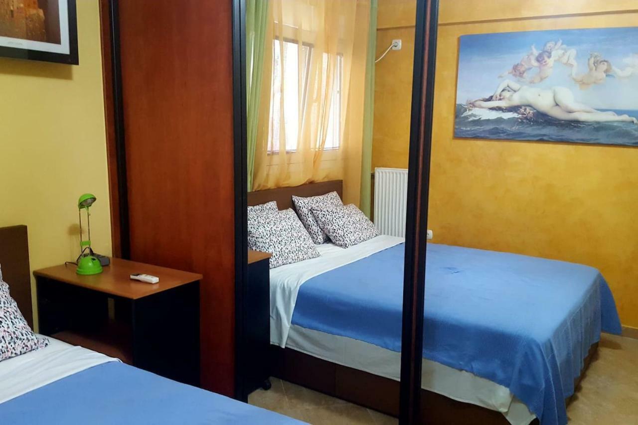 Quiet Apartment In Plaka Athens Ngoại thất bức ảnh